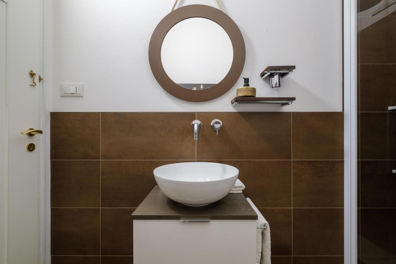 Fabula Rooms 3 Suites With Private Bathroom Bologna Exterior photo