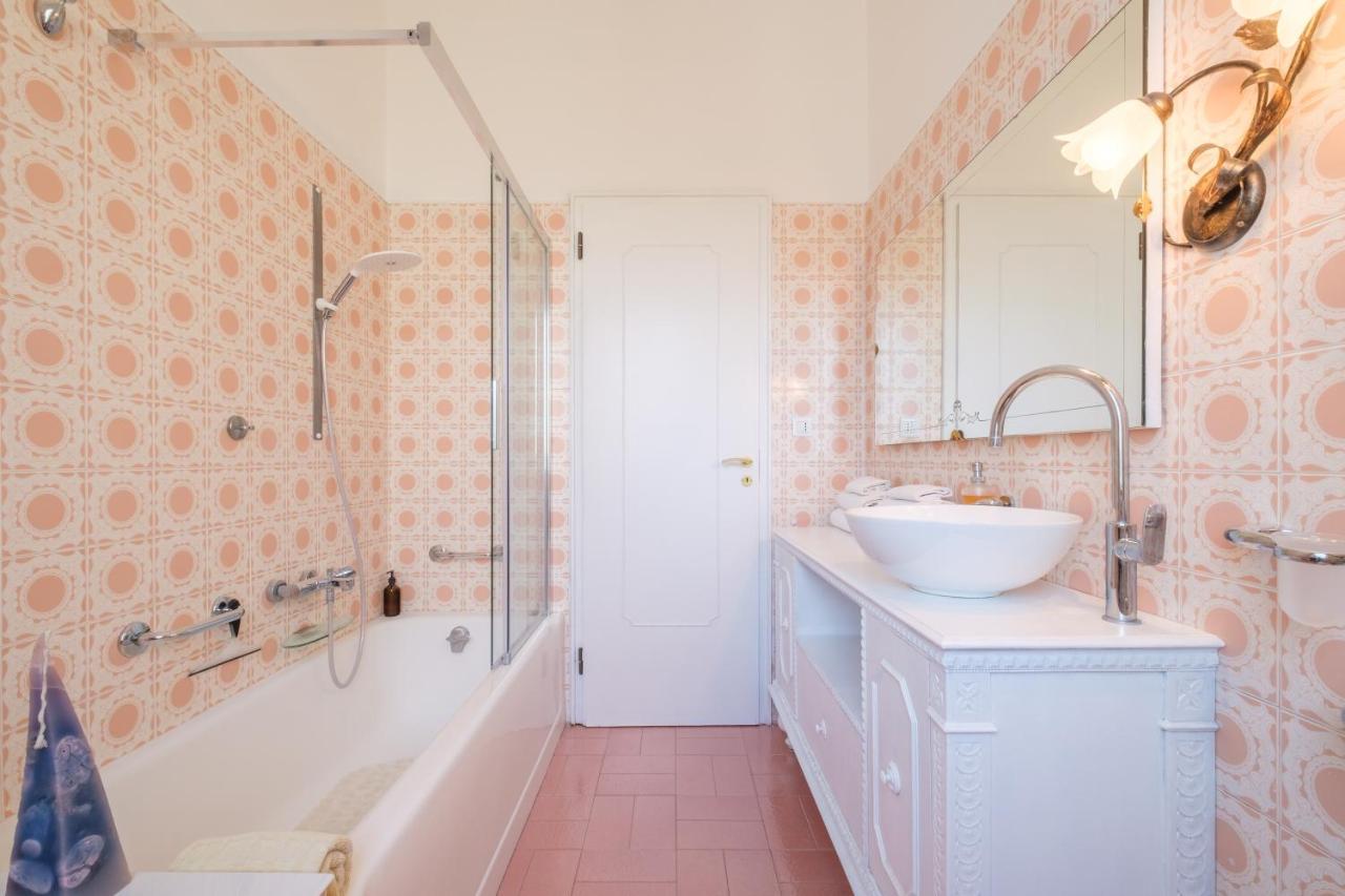 Fabula Rooms 3 Suites With Private Bathroom Bologna Exterior photo